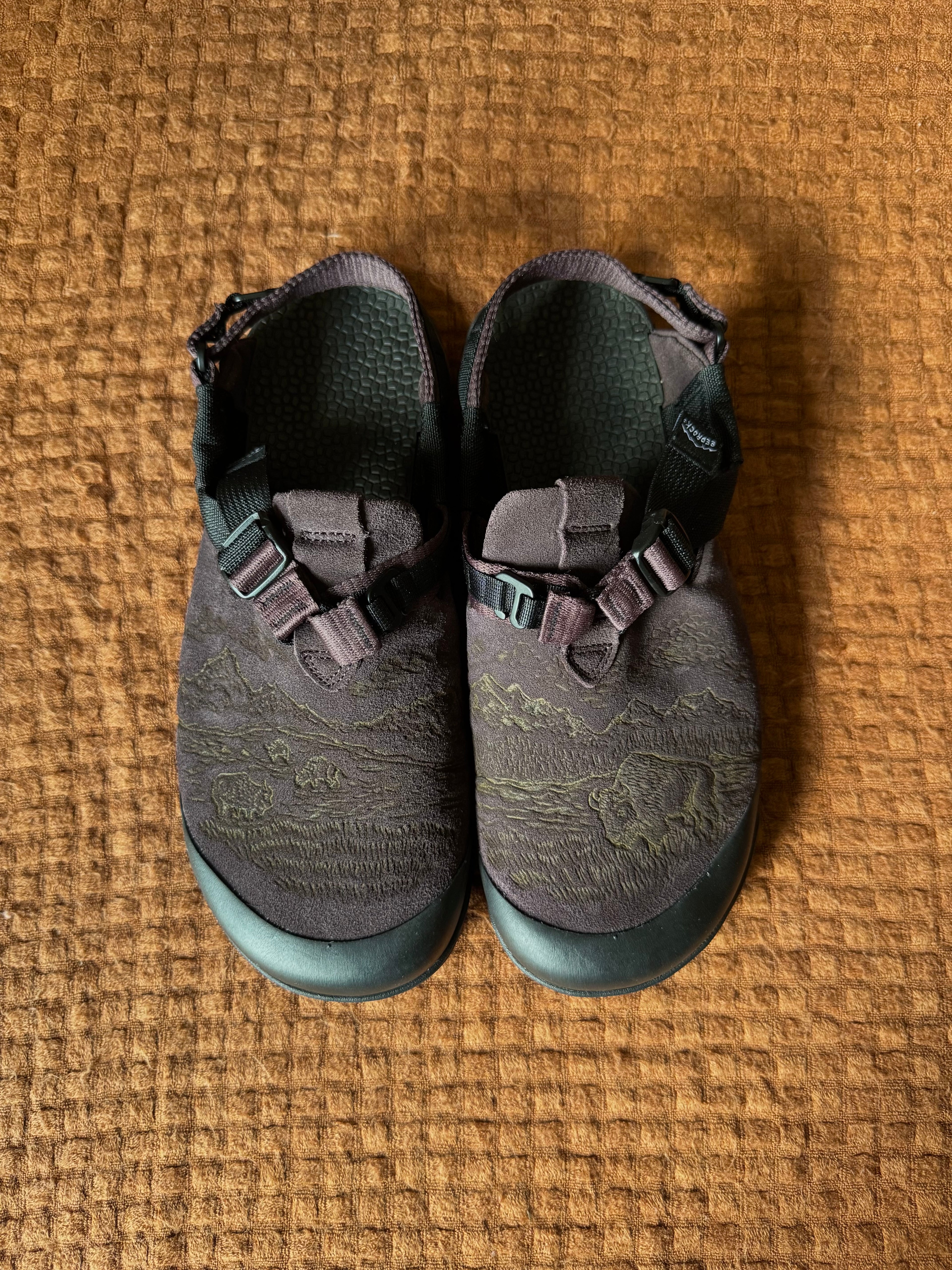 Bedrock Clog Design