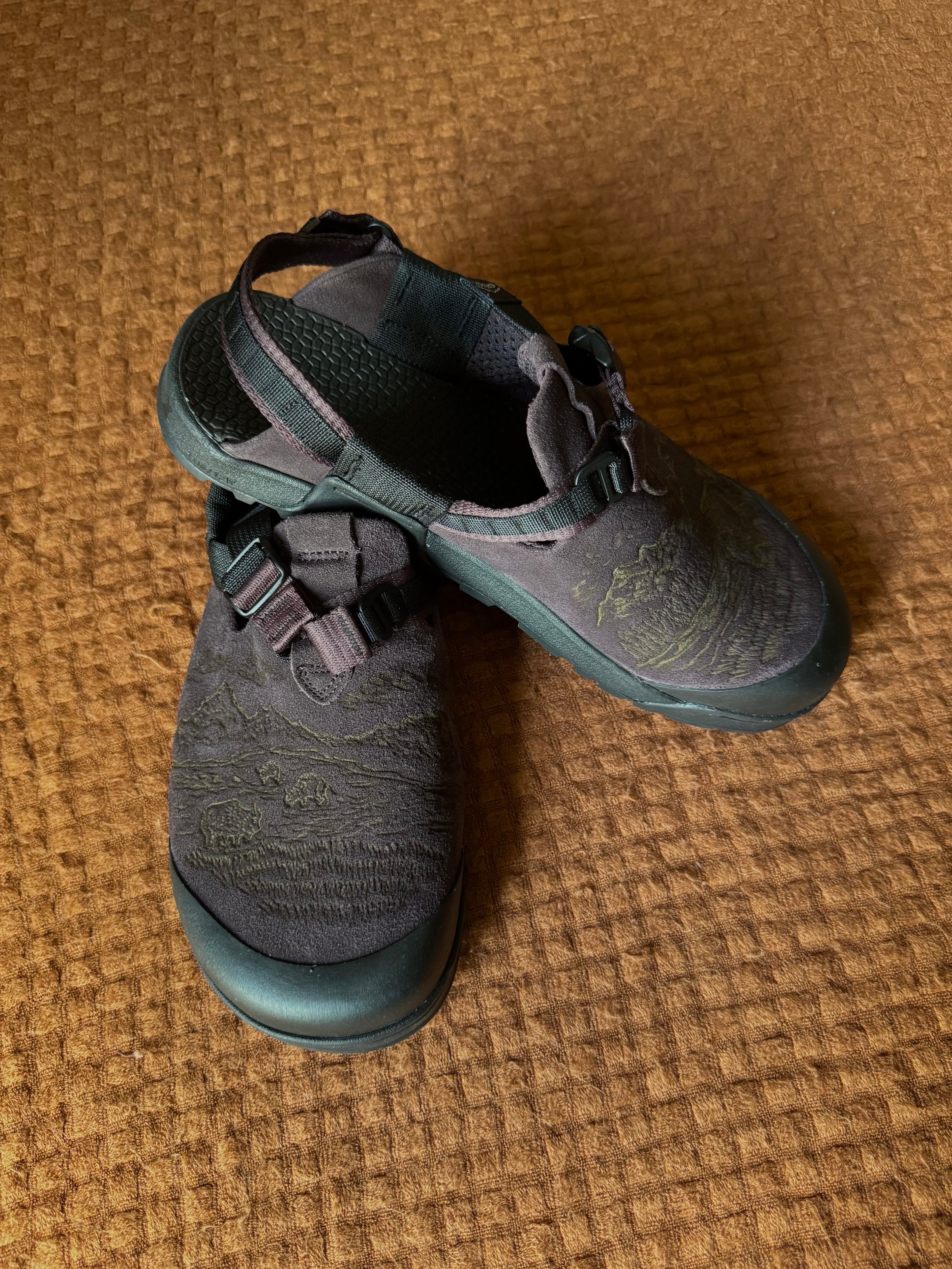 Bedrock Clog Design