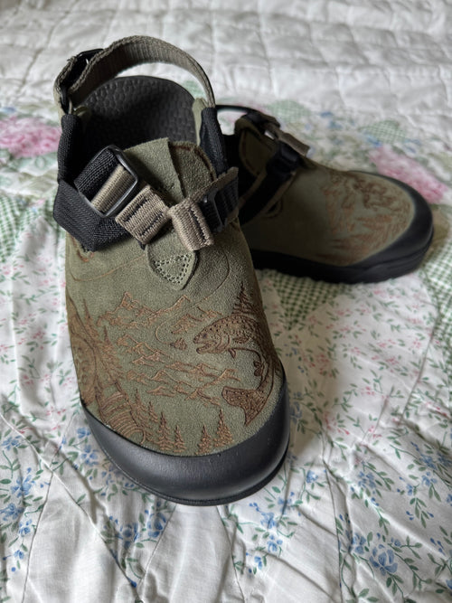 Design for Bedrock Mountain Clog