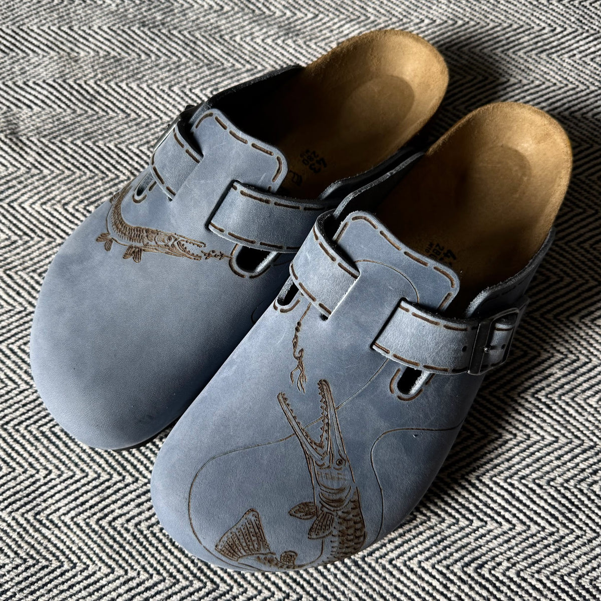 gar on elemental blue clogs (oiled leather)
