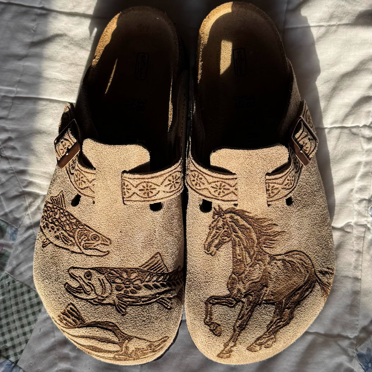 horse and fish on taupe clogs (suede leather)