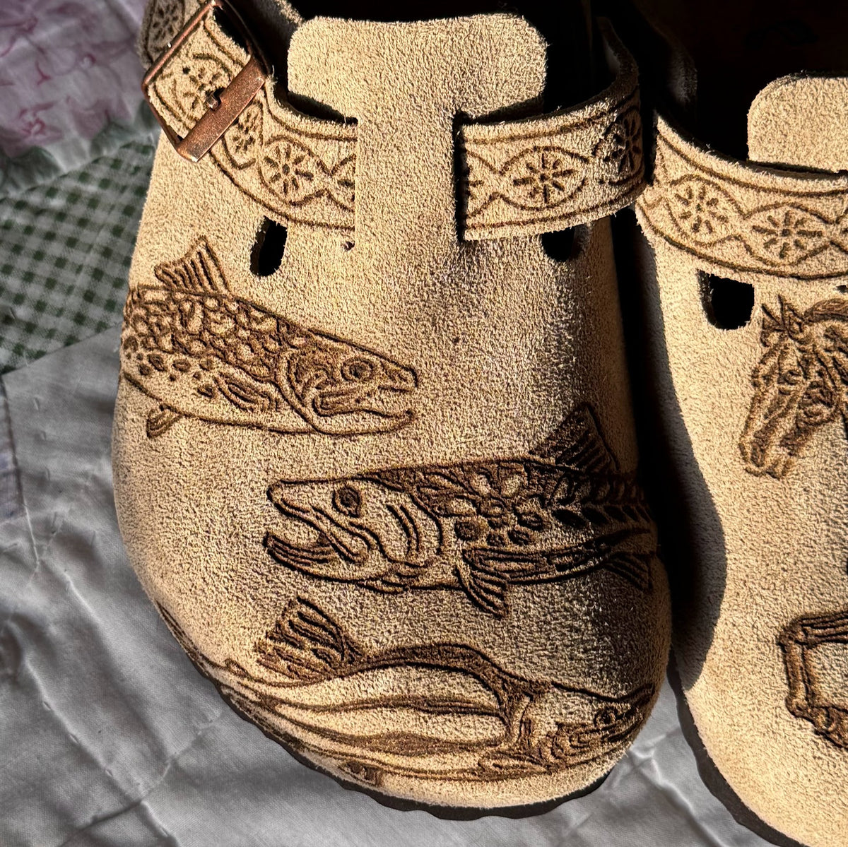 horse and fish on taupe clogs (suede leather)