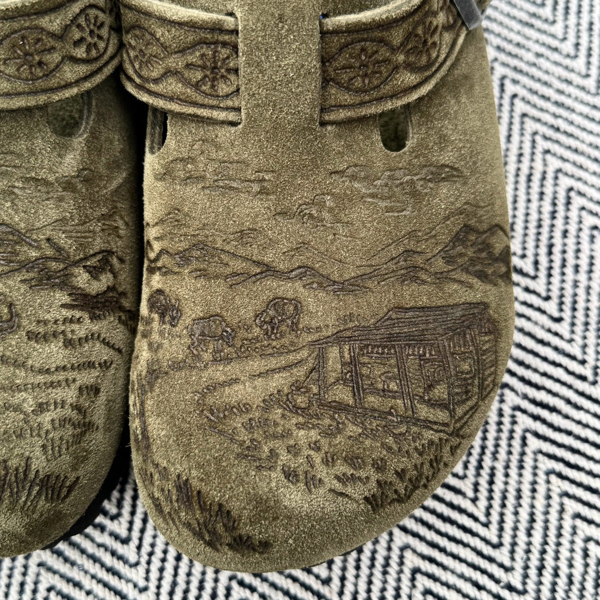 bison and cabin on thyme clogs (suede leather)