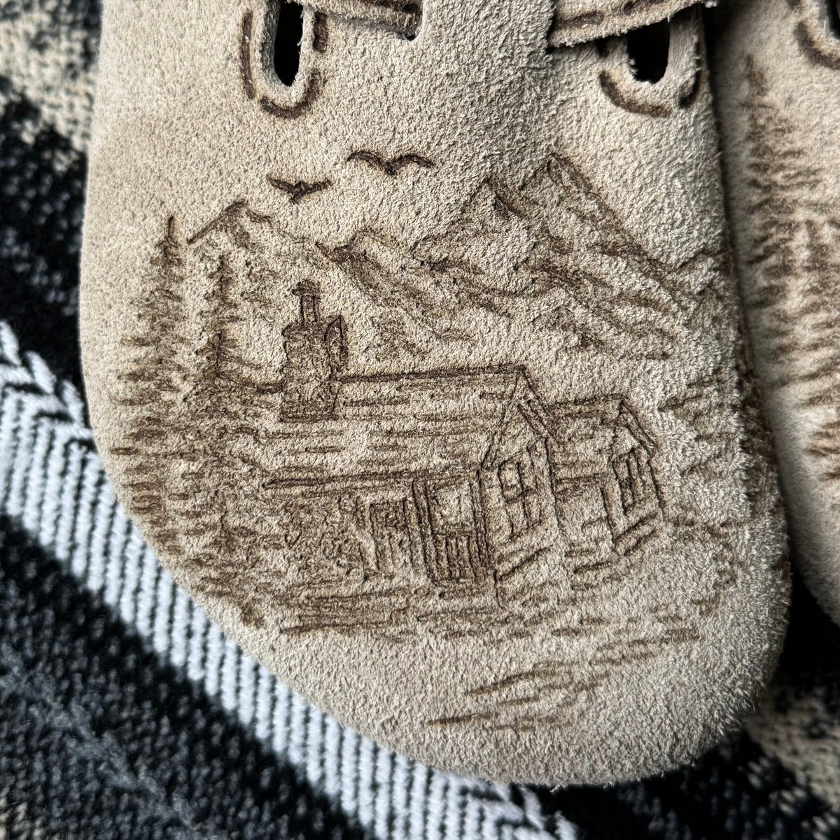 4runner and cabin mountain scene on taupe clogs (suede leather)