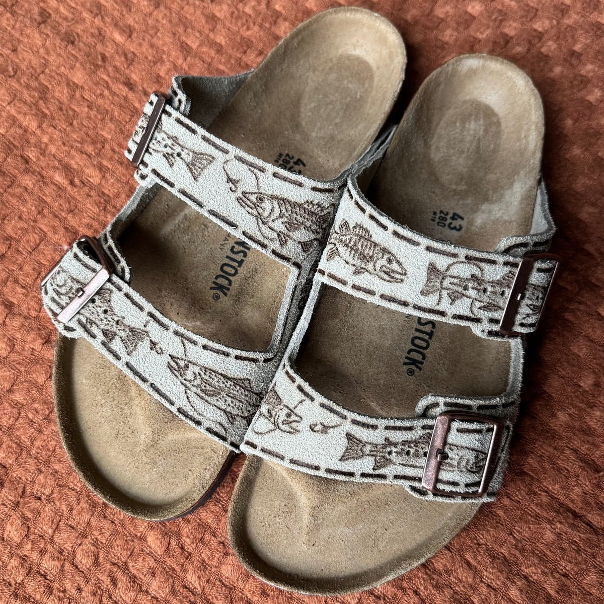 bass and trout taupe arizonas (Suede leather)