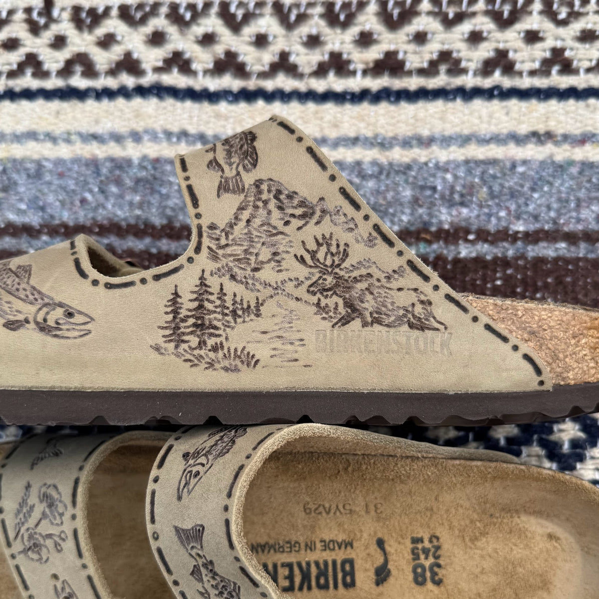 bear, moose, fish on tobacco brown arizonas (